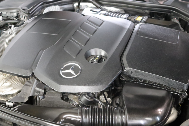 メルセデスベンツ Cクラス C220dｽﾃｰｼｮﾝﾜｺﾞﾝ AVG AMGﾗｲﾝ ﾚｻﾞｰｴｸｽｸﾙｰｼﾌﾞ&ﾍﾞｰｼｯｸ&ﾚｰﾀﾞｰｾｰﾌﾃｨPKG　ISG搭載 ｷｰﾚｽｺﾞｰ 黒本革 ﾊﾟﾉﾗﾏSR ﾍｯﾄﾞｱｯﾌﾟD MBUXﾅﾋﾞTV ｽﾏﾎ連携 360ｶﾒﾗ PTS LEDﾗｲﾄ 自動Rｹﾞｰﾄ AMGｴｱﾛ&18AW 9AT　2年保証