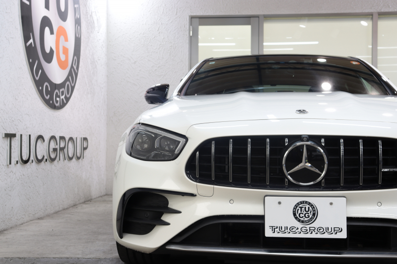 AMG Eクラス E53 4MATIC+ ｴｸｽｸﾙｰｼﾌﾞ&ﾚｰﾀﾞｰｾｰﾌﾃｨPKG　ISG搭載 後期 ｷｰﾚｽｺﾞｰ 黒本革 ﾍﾞﾝﾁﾚｰﾀｰ ﾊﾟﾉﾗﾏSR ﾍｯﾄﾞｱｯﾌﾟD MBUXﾅﾋﾞTV&ARﾅﾋﾞ&ARﾅﾋﾞ ｽﾏﾎ連携 ﾌﾞﾙﾒｽﾀｰ 360ｶﾒﾗ PTS LEDﾗｲﾄ 自動ﾄﾗﾝｸ AMG専用装備&ﾁｭｰﾆﾝｸﾞ ﾜｲﾔﾚｽ充電 9AT　2年保証