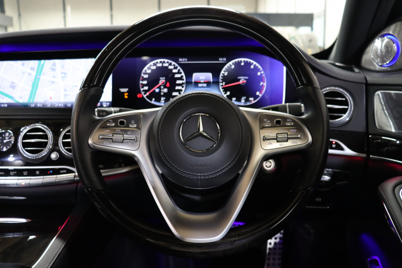 メルセデスベンツ Sクラス S560ﾛﾝｸﾞ AMGﾗｲﾝ ｼｮｰﾌｧｰ＆ﾚｰﾀﾞｰｾｰﾌﾃｨPKG　後期 ｷｰﾚｽｺﾞｰ 黒本革 ﾍﾞﾝﾁﾚｰﾀｰ ﾊﾟﾉﾗﾏSR HUD HDDﾅﾋﾞTV ｽﾏﾎ連携 ﾌﾞﾙﾒｽﾀｰ 360ｶﾒﾗ PTS LEDﾗｲﾄ ﾊﾝｽﾞﾌﾘｰA AMGｴｱﾛ&20AW ﾘｱﾓﾆﾀｰ×2 ｴｱｻｽ 9AT 希少色ｾﾚﾅｲﾄｸﾞﾚｰ　2年保証