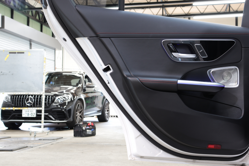 AMG Cクラス C43 4MATIC AMGﾅｲﾄ&ﾚｰﾀﾞｰｾｰﾌﾃｨPKG　BSG搭載 MEｺﾈｸﾄ ｷｰﾚｽｺﾞｰ 黒本革 ﾍﾞﾝﾁﾚｰﾀｰ ﾊﾟﾉﾗﾏSR ﾍｯﾄﾞｱｯﾌﾟD MBUXﾅﾋﾞTV&ARﾅﾋﾞ ｽﾏﾎ連携 ﾌﾞﾙﾒｽﾀｰ 360ｶﾒﾗ PTS LEDﾗｲﾄ 自動ﾄﾗﾝｸ AMG専用装備&ﾁｭｰﾆﾝｸﾞ 9AT　2年保証