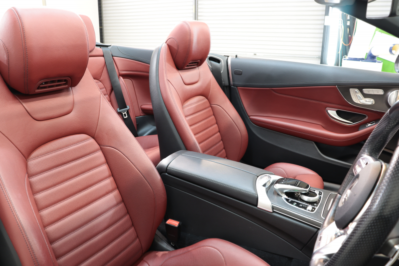 AMG Cクラス C43 4MATIC ｶﾌﾞﾘｵﾚ ﾚｰﾀﾞｰｾｰﾌﾃｨPKG　後期 赤本革 ｴｱｽｶｰﾌ ﾍｯﾄﾞｱｯﾌﾟD HDDﾅﾋﾞTV ｽﾏﾎ連携 ﾌﾞﾙﾒｽﾀｰ ﾊﾞｯｸｶﾒﾗ PTS LEDﾗｲﾄ AMG専用装備&ﾁｭｰﾆﾝｸﾞﾀﾞｲﾅﾐｯｸｾﾚｸﾄ ﾊﾟﾅﾒﾘｶｰﾅｸﾞﾘﾙ 赤幌 9AT　2年保証