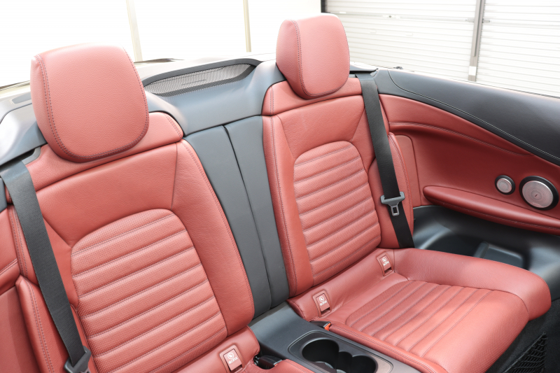 AMG Cクラス C43 4MATIC ｶﾌﾞﾘｵﾚ ﾚｰﾀﾞｰｾｰﾌﾃｨPKG　後期 赤本革 ｴｱｽｶｰﾌ ﾍｯﾄﾞｱｯﾌﾟD HDDﾅﾋﾞTV ｽﾏﾎ連携 ﾌﾞﾙﾒｽﾀｰ ﾊﾞｯｸｶﾒﾗ PTS LEDﾗｲﾄ AMG専用装備&ﾁｭｰﾆﾝｸﾞﾀﾞｲﾅﾐｯｸｾﾚｸﾄ ﾊﾟﾅﾒﾘｶｰﾅｸﾞﾘﾙ 赤幌 9AT　2年保証
