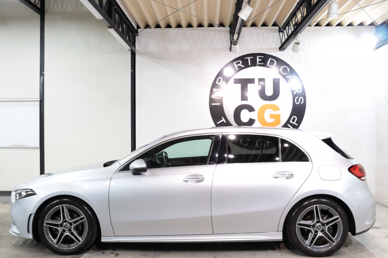 メルセデスベンツ Aクラス A180ｽﾀｲﾙ AMGﾗｲﾝ AMGﾚｻﾞｰｴｸｽｸﾙｰｼﾌﾞ&ｱﾄﾞﾊﾞﾝｽﾄﾞ&ﾅﾋﾞｹﾞｰｼｮﾝ&ﾚｰﾀﾞｰｾｰﾌﾃｨPKG　ｷｰﾚｽｺﾞｰ 赤/黒本革  ﾍｯﾄﾞｱｯﾌﾟD MBUXﾅﾋﾞTV BT音楽 ｱﾄﾞﾊﾞﾝｽﾄﾞｻｳﾝﾄﾞ 360ｶﾒﾗ PTS LEDﾗｲﾄ ﾊﾝｽﾞﾌﾘｰA AMGｴｱﾛ&18AW 7AT　2年保証