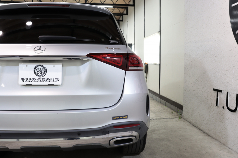 メルセデスベンツ GLE GLE400d 4MATIC ｽﾎﾟｰﾂ ﾚｻﾞｰｴｸｽｸﾙｰｼﾌﾞ&ﾚｰﾀﾞｰｾｰﾌﾃｨPKG　MEｺﾈｸﾄ ｷｰﾚｽｺﾞｰ 黒/白本革 ﾍﾞﾝﾁﾚｰﾀｰ ﾊﾟﾉﾗﾏSR HUD MBUXﾅﾋﾞTV BT音楽 ﾌﾞﾙﾒｽﾀｰ 360ｶﾒﾗ PTS LEDﾗｲﾄ ﾊﾝｽﾞﾌﾘｰA AMGｴｱﾛ&20AW ﾜｲﾔﾚｽ充電 ｴｱｻｽ 9AT　2年保証