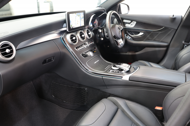 AMG Cクラス C63 ｴｸｽｸﾙｰｼﾌﾞ&ﾚｰﾀﾞｰｾｰﾌﾃｨPKG　ｷｰﾚｽｺﾞｰ 黒本革 ﾊﾟﾉﾗﾏSR ﾍｯﾄﾞｱｯﾌﾟD HDDﾅﾋﾞTV BT音楽 ﾌﾞﾙﾒｽﾀｰ ﾊﾞｯｸｶﾒﾗ PTS LEDﾗｲﾄ ﾊﾝｽﾞﾌﾘｰA AMG専用装備&ﾁｭｰﾆﾝｸﾞﾀﾞｲﾅﾐｯｸｾﾚｸﾄ　2年保証
