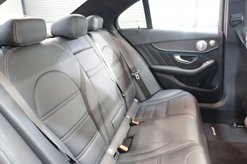 AMG Cクラス C63 ｴｸｽｸﾙｰｼﾌﾞ&ﾚｰﾀﾞｰｾｰﾌﾃｨPKG　ｷｰﾚｽｺﾞｰ 黒本革 ﾊﾟﾉﾗﾏSR ﾍｯﾄﾞｱｯﾌﾟD HDDﾅﾋﾞTV BT音楽 ﾌﾞﾙﾒｽﾀｰ ﾊﾞｯｸｶﾒﾗ PTS LEDﾗｲﾄ ﾊﾝｽﾞﾌﾘｰA AMG専用装備&ﾁｭｰﾆﾝｸﾞﾀﾞｲﾅﾐｯｸｾﾚｸﾄ　2年保証