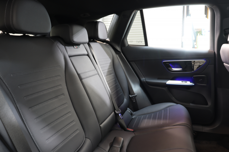 メルセデスベンツ GLC GLC220d 4MATIC AMGﾗｲﾝ ﾚｰﾀﾞｰｾｰﾌﾃｨPKG　ISG搭載 現行 1ｵｰﾅｰ 黒革 MBUXﾅﾋﾞTV ｽﾏﾎ連携 360ｶﾒﾗ PTS LEDﾗｲﾄ 自動Rｹﾞｰﾄ AMGｴｱﾛ&19AW ﾀﾞｲﾅﾐｯｸS ﾜｲﾔﾚｽ充電 9AT　2年保証