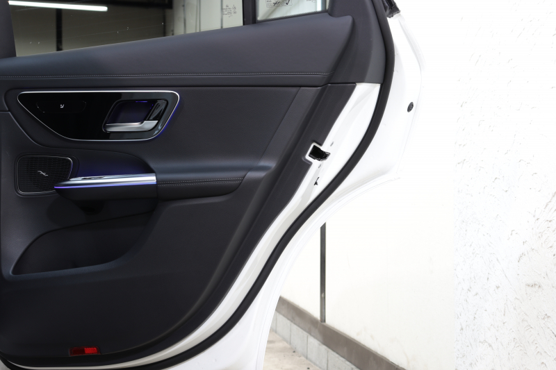 メルセデスベンツ GLC GLC220d 4MATIC AMGﾗｲﾝ ﾚｰﾀﾞｰｾｰﾌﾃｨPKG　ISG搭載 現行 1ｵｰﾅｰ 黒革 MBUXﾅﾋﾞTV ｽﾏﾎ連携 360ｶﾒﾗ PTS LEDﾗｲﾄ 自動Rｹﾞｰﾄ AMGｴｱﾛ&19AW ﾀﾞｲﾅﾐｯｸS ﾜｲﾔﾚｽ充電 9AT　2年保証