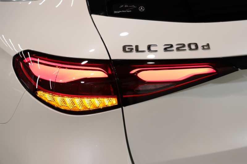 メルセデスベンツ GLC GLC220d 4MATIC AMGﾗｲﾝ ﾚｰﾀﾞｰｾｰﾌﾃｨPKG　ISG搭載 現行 1ｵｰﾅｰ 黒革 MBUXﾅﾋﾞTV ｽﾏﾎ連携 360ｶﾒﾗ PTS LEDﾗｲﾄ 自動Rｹﾞｰﾄ AMGｴｱﾛ&19AW ﾀﾞｲﾅﾐｯｸS ﾜｲﾔﾚｽ充電 9AT　2年保証