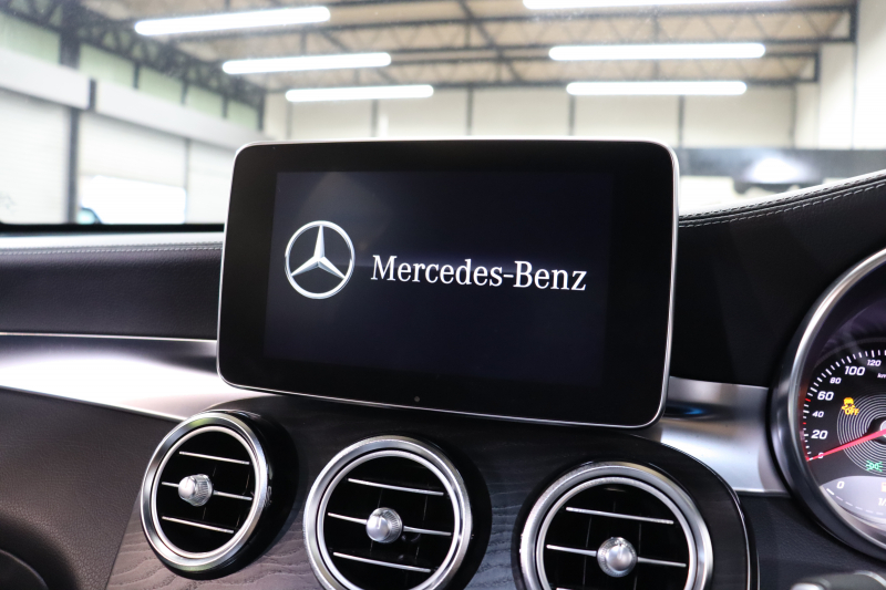 メルセデスベンツ GLC GLC250 4MATIC ｽﾎﾟｰﾂ 本革仕様 ﾚｰﾀﾞｰｾｰﾌﾃｨPKG　ｷｰﾚｽｺﾞｰ 黒本革 ﾊﾟﾉﾗﾏSR ﾍｯﾄﾞｱｯﾌﾟD 純正HDDﾅﾋﾞTV BT音楽 ﾌﾞﾙﾒｽﾀｰ 360ｶﾒﾗ PTS LEDﾗｲﾄ 自動Rｹﾞｰﾄ ﾊﾝｽﾞﾌﾘｰA AMGｴｱﾛ&19AW ｴｱｻｽ 9AT　2年保証