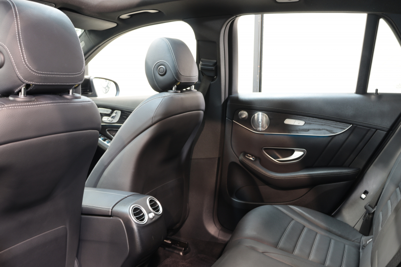 メルセデスベンツ GLC GLC250 4MATIC ｽﾎﾟｰﾂ 本革仕様 ﾚｰﾀﾞｰｾｰﾌﾃｨPKG　ｷｰﾚｽｺﾞｰ 黒本革 ﾊﾟﾉﾗﾏSR ﾍｯﾄﾞｱｯﾌﾟD 純正HDDﾅﾋﾞTV BT音楽 ﾌﾞﾙﾒｽﾀｰ 360ｶﾒﾗ PTS LEDﾗｲﾄ 自動Rｹﾞｰﾄ ﾊﾝｽﾞﾌﾘｰA AMGｴｱﾛ&19AW ｴｱｻｽ 9AT　2年保証