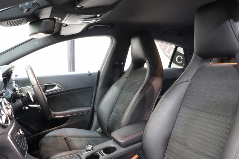 メルセデスベンツ CLAクラス CLA180ｼｭｰﾃｨﾝｸﾞﾌﾞﾚｰｸ ｽﾎﾟｰﾂ ﾚｰﾀﾞｰｾｰﾌﾃｨPKG　中期 ｷｰﾚｽｺﾞｰ ﾌﾞﾗｯｸﾚｻﾞｰDINAMICAｼｰﾄ ｼｰﾄﾋｰﾀｰ HDDﾅﾋﾞTV ｽﾏﾎ連携 ﾊﾞｯｸｶﾒﾗ PTS ｷｾﾉﾝﾗｲﾄ 自動Rｹﾞｰﾄ AMGｴｱﾛ&18AW ﾀﾞｲﾅﾐｯｸS 7AT　2年保証
