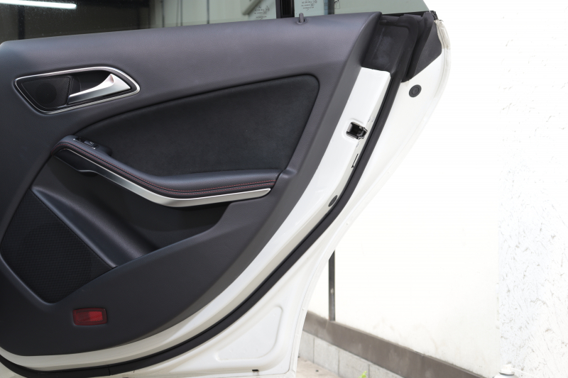 メルセデスベンツ CLAクラス CLA180ｼｭｰﾃｨﾝｸﾞﾌﾞﾚｰｸ ｽﾎﾟｰﾂ ﾚｰﾀﾞｰｾｰﾌﾃｨPKG　中期 ｷｰﾚｽｺﾞｰ ﾌﾞﾗｯｸﾚｻﾞｰDINAMICAｼｰﾄ ｼｰﾄﾋｰﾀｰ HDDﾅﾋﾞTV ｽﾏﾎ連携 ﾊﾞｯｸｶﾒﾗ PTS ｷｾﾉﾝﾗｲﾄ 自動Rｹﾞｰﾄ AMGｴｱﾛ&18AW ﾀﾞｲﾅﾐｯｸS 7AT　2年保証