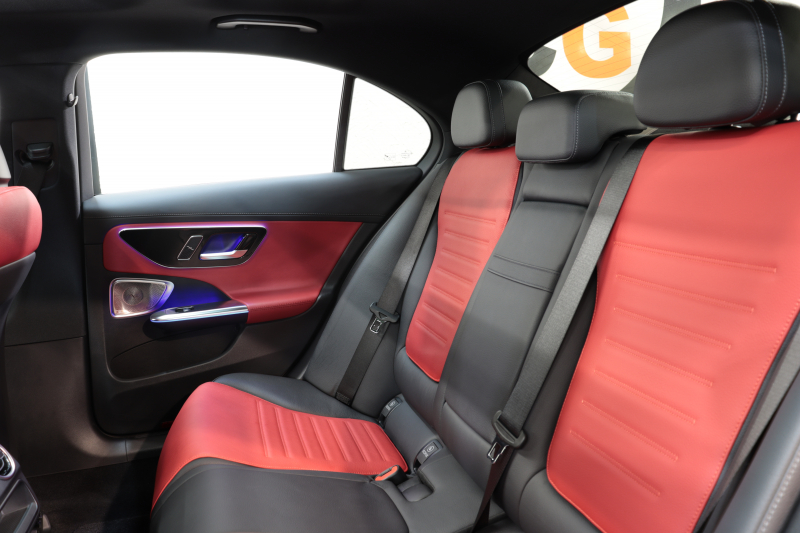 AMG Cクラス C43 4MATIC AMGﾅｲﾄ&ﾚｰﾀﾞｰｾｰﾌﾃｨPKG　BSG搭載 ｷｰﾚｽｺﾞｰ 赤/黒本革 ﾍﾞﾝﾁﾚｰﾀｰ ﾊﾟﾉﾗﾏSR ﾍｯﾄﾞｱｯﾌﾟD MBUXﾅﾋﾞTV ｽﾏﾎ連携 ﾌﾞﾙﾒｽﾀｰ 360ｶﾒﾗ PTS LEDﾗｲﾄ 自動ﾄﾗﾝｸ AMG専用装備&ﾁｭｰﾆﾝｸﾞ 9AT ﾘｱｱｸｽﾙｽﾃｱ　2年保証