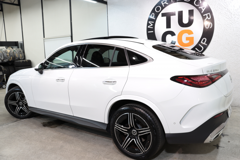 メルセデスベンツ GLCクーペ GLC220d 4MATIC ｸｰﾍﾟ AMGﾗｲﾝ&ﾄﾞﾗｲﾊﾞｰｽﾞ&ﾚｻﾞｰｴｸｽｸﾙｰｼﾌﾞ&ﾚｰﾀﾞｰｾｰﾌﾃｨPKG　ISG搭載 現行 ｷｰﾚｽｺﾞｰ 黒本革 ﾊﾟﾉﾗﾏSR MBUXﾅﾋﾞTV&ARﾅﾋﾞ ｽﾏﾎ連携 ﾌﾞﾙﾒｽﾀｰ 360ｶﾒﾗ PTS LEDﾗｲﾄ ﾊﾝｽﾞﾌﾘｰA AMGｴｱﾛ&20AW ｴｱｻｽ ﾘｱｱｸｽﾙｽﾃｱ 9AT　2年保証