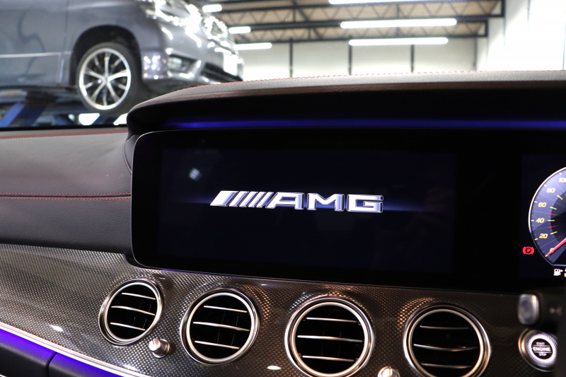 AMG Eクラス E53 4MATIC ｴｸｽｸﾙｰｼﾌﾞ&ﾚｰﾀﾞｰｾｰﾌﾃｨPKG　中期 ISG搭載 ｷｰﾚｽｺﾞｰ 黒本革 ﾍﾞﾝﾁﾚｰﾀｰ ﾏｯｻｰｼﾞ機能 ﾊﾟﾉﾗﾏSR ﾍｯﾄﾞｱｯﾌﾟD 純正ﾅﾋﾞTV ｽﾏﾎ連携 ﾌﾞﾙﾒｽﾀｰ 360ｶﾒﾗ PTS LEDﾗｲﾄ ﾊﾝｽﾞﾌﾘｰA AMGﾗｲﾄﾞｺﾝﾄﾛｰﾙ+ｴｱｻｽ 9AT　2年保証