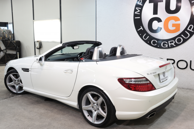 メルセデスベンツ SLKクラス SLK200 ｴｸｽｸﾙｰｼﾌﾞ AMGｽﾎﾟｰﾂ&ﾚｰﾀﾞｰｾｰﾌﾃｨPKG　中期 1ｵｰﾅｰ 黒本革 ｴｱｽｶｰﾌ ﾏｼﾞｯｸｽｶｲR HDDﾅﾋﾞTV BT音楽 PTS DSRC ｷｾﾉﾝ AMGｴｱﾛ&18AW ｴｱｶﾞｲﾄﾞ ﾊﾟﾄﾞﾙｼﾌﾄ 7AT　2年保証