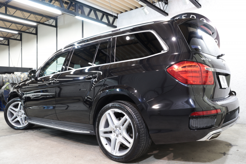 メルセデスベンツ GLクラス GL550 4MATIC AMGｴｸｽｸﾙｰｼﾌﾞ&ﾚｰﾀﾞｰｾｰﾌﾃｨPKG　ｷｰﾚｽｺﾞｰ 黒本革 ﾍﾞﾝﾁﾚｰﾀｰ ﾊﾟﾉﾗﾏSR HDDﾅﾋﾞTV BT音楽 360ｶﾒﾗ PTS ｷｾﾉﾝﾗｲﾄ 自動Rｹﾞｰﾄ AMGｴｱﾛ&21AW ｴｱｻｽ ﾊﾟﾄﾞﾙｼﾌﾄ 7AT　2年保証
