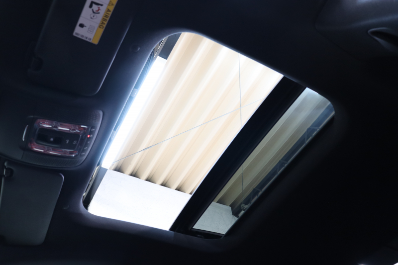 メルセデスベンツ CLAクラス CLA200d AMGﾗｲﾝ ﾚｻﾞｰｴｸｽｸﾙｰｼﾌﾞ&ｱﾄﾞﾊﾞﾝｽﾄﾞ&ﾅﾋﾞｹﾞｰｼｮﾝ&ﾚｰﾀﾞｰｾｰﾌﾃｨPKG　ｷｰﾚｽｺﾞｰ 赤/黒本革 ﾊﾟﾉﾗﾏSR ﾍｯﾄﾞｱｯﾌﾟD MBUXﾅﾋﾞTV BT音楽 ｱﾄﾞﾊﾞﾝｽﾄﾞｻｳﾝﾄﾞ 360ｶﾒﾗ PTS LEDﾗｲﾄ AMGｴｱﾛ&18AW ﾜｲﾔﾚｽ充電 8AT　2年保証