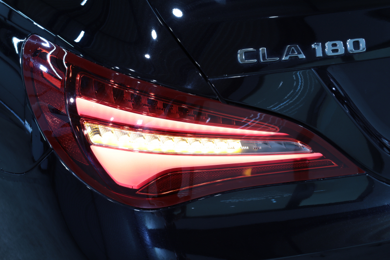メルセデスベンツ CLAクラス CLA180ｼｭｰﾃｨﾝｸﾞﾌﾞﾚｰｸ AMGｽﾀｲﾙ AMGﾌﾟﾚﾐｱﾑ&ﾚｰﾀﾞｰｾｰﾌﾃｨPKG　後期 ｷｰﾚｽｺﾞｰ ﾚｻﾞｰDINAMICAｼｰﾄ ｼｰﾄﾋｰﾀｰ ﾊﾟﾉﾗﾏSR HDDﾅﾋﾞTV ｽﾏﾎ連携 harman/kardon Bｶﾒﾗ PTS DSRC LEDﾗｲﾄ 自動Rｹﾞｰﾄ AMGｴｱﾛ&18AW 7AT　2年保証