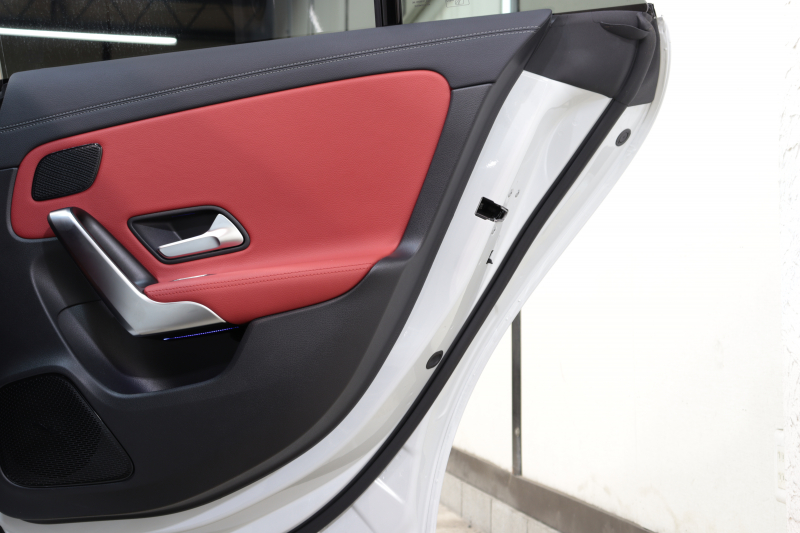 メルセデスベンツ CLAクラス CLA200d ｼｭｰﾃｨﾝｸﾞﾌﾞﾚｰｸ AMGﾗｲﾝ ﾚｻﾞｰｴｸｽｸﾙｰｼﾌﾞ&ｱﾄﾞﾊﾞﾝｽﾄﾞ&ﾅﾋﾞｹﾞｰｼｮﾝ&ﾚｰﾀﾞｰｾｰﾌﾃｨPKG　ｷｰﾚｽｺﾞｰ 赤/黒本革 ﾊﾟﾉﾗﾏSR HUD MBUXﾅﾋﾞTV BT音楽 ｱﾄﾞﾊﾞﾝｽﾄﾞｻｳﾝﾄﾞ 360ｶﾒﾗ PTS LEDﾗｲﾄ AMGｴｱﾛ&18AW ﾜｲﾔﾚｽ充電 8AT　2年保証