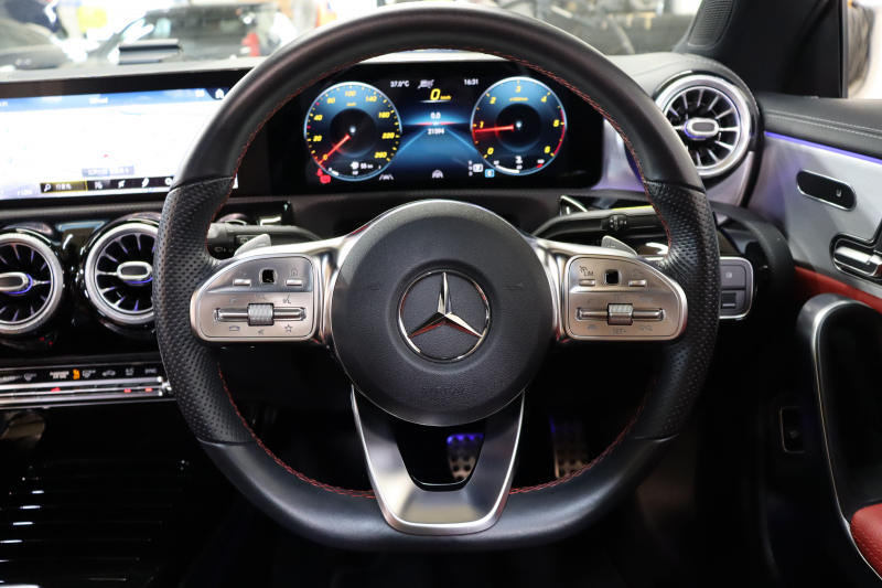 メルセデスベンツ CLAクラス CLA200d ｼｭｰﾃｨﾝｸﾞﾌﾞﾚｰｸ AMGﾗｲﾝ ﾚｻﾞｰｴｸｽｸﾙｰｼﾌﾞ&ｱﾄﾞﾊﾞﾝｽﾄﾞ&ﾅﾋﾞｹﾞｰｼｮﾝ&ﾚｰﾀﾞｰｾｰﾌﾃｨPKG　ｷｰﾚｽｺﾞｰ 赤/黒本革 ﾊﾟﾉﾗﾏSR HUD MBUXﾅﾋﾞTV BT音楽 ｱﾄﾞﾊﾞﾝｽﾄﾞｻｳﾝﾄﾞ 360ｶﾒﾗ PTS LEDﾗｲﾄ AMGｴｱﾛ&18AW ﾜｲﾔﾚｽ充電 8AT　2年保証