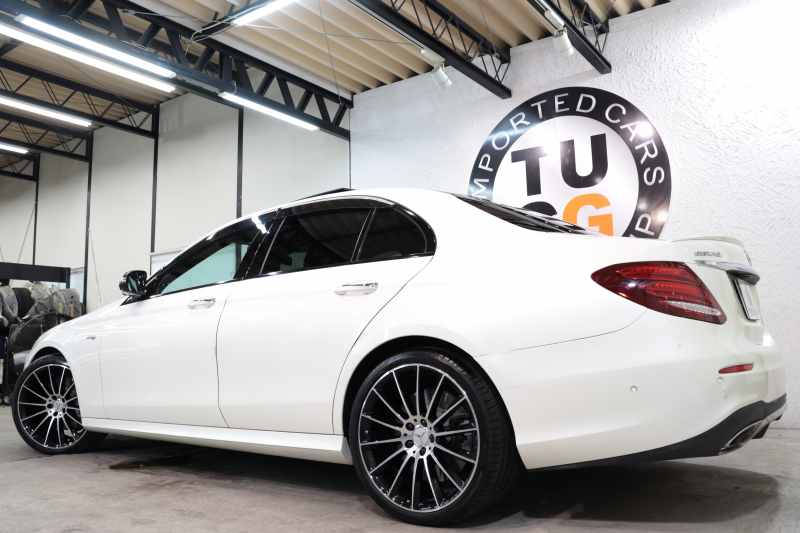 AMG Eクラス E43 4MATIC ｴｸｽｸﾙｰｼﾌﾞ&ﾚｰﾀﾞｰｾｰﾌﾃｨPKG　ｷｰﾚｽｺﾞｰ 黒本革 ﾍﾞﾝﾁﾚｰﾀｰ ﾊﾟﾉﾗﾏSR HUD HDDﾅﾋﾞTV&ｷｬﾝｾﾗｰ ｽﾏﾎ連携 ﾌﾞﾙﾒｽﾀｰ 360ｶﾒﾗ PTS LEDﾗｲﾄ ﾊﾝｽﾞﾌﾘｰA AMG専用装備&ﾁｭｰﾆﾝｸﾞ 9AT　2年保証