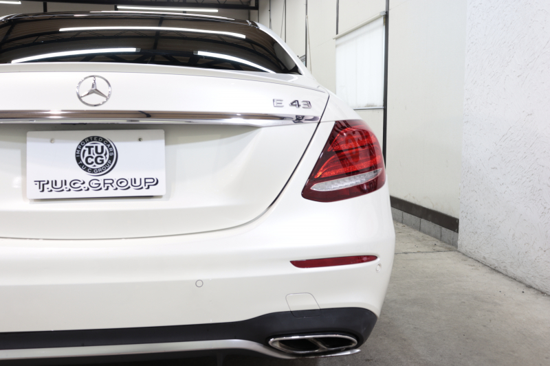 AMG Eクラス E43 4MATIC ｴｸｽｸﾙｰｼﾌﾞ&ﾚｰﾀﾞｰｾｰﾌﾃｨPKG　ｷｰﾚｽｺﾞｰ 黒本革 ﾍﾞﾝﾁﾚｰﾀｰ ﾊﾟﾉﾗﾏSR HUD HDDﾅﾋﾞTV&ｷｬﾝｾﾗｰ ｽﾏﾎ連携 ﾌﾞﾙﾒｽﾀｰ 360ｶﾒﾗ PTS LEDﾗｲﾄ ﾊﾝｽﾞﾌﾘｰA AMG専用装備&ﾁｭｰﾆﾝｸﾞ 9AT　2年保証
