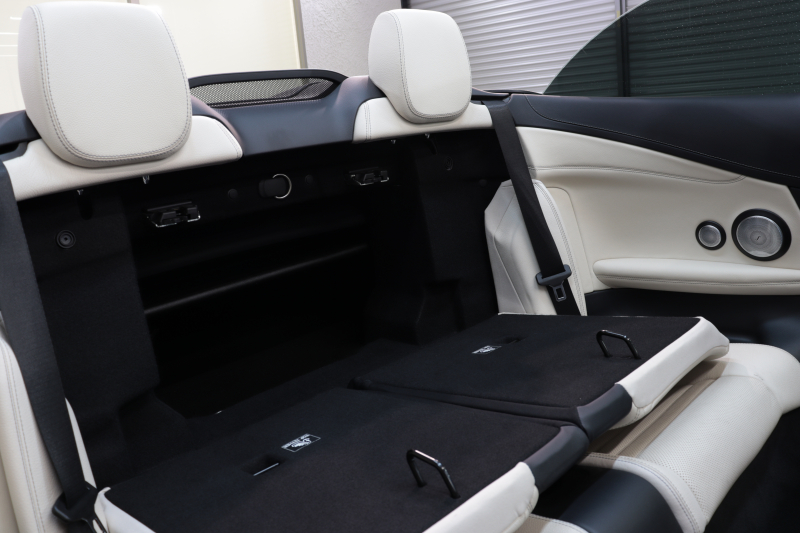 AMG Cクラス C43 4MATIC ｶﾌﾞﾘｵﾚ ﾚｰﾀﾞｰｾｰﾌﾃｨPKG　後期 1ｵｰﾅｰ ｷｰﾚｽｺﾞｰ 白本革 ｴｱｽｶｰﾌ HUD HDDﾅﾋﾞTV ｽﾏﾎ連携 ﾌﾞﾙﾒｽﾀｰ Bｶﾒﾗ PTS LEDﾗｲﾄ AMG専用装備&ﾁｭｰﾆﾝｸﾞ ﾀﾞｲﾅﾐｯｸS 9AT　2年保証