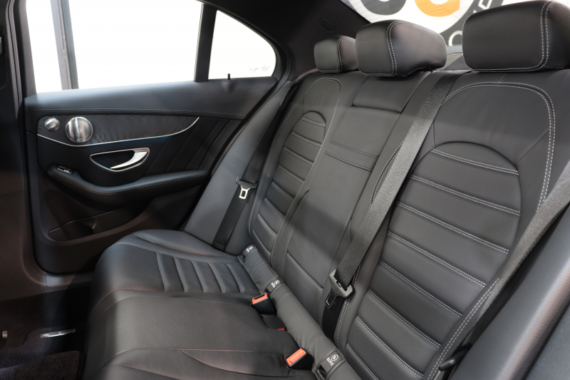 AMG Cクラス C43 4MATIC ｴｸｽｸﾙｰｼﾌﾞ&ﾚｰﾀﾞｰｾｰﾌﾃｨPKG　ｷｰﾚｽｺﾞｰ 黒本革 ﾊﾟﾉﾗﾏSR HDDﾅﾋﾞTV&ｷｬﾝｾﾗｰ BT音楽 ﾌﾞﾙﾒｽﾀｰ Bｶﾒﾗ PTS LEDﾗｲﾄ ﾊﾝｽﾞﾌﾘｰA AMG専用装備&ﾁｭｰﾆﾝｸﾞ 9AT　2年保証