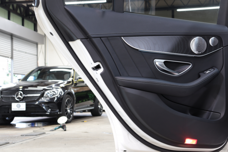 AMG Cクラス C43 4MATIC ｴｸｽｸﾙｰｼﾌﾞ&ﾚｰﾀﾞｰｾｰﾌﾃｨPKG　ｷｰﾚｽｺﾞｰ 黒本革 ﾊﾟﾉﾗﾏSR HDDﾅﾋﾞTV&ｷｬﾝｾﾗｰ BT音楽 ﾌﾞﾙﾒｽﾀｰ Bｶﾒﾗ PTS LEDﾗｲﾄ ﾊﾝｽﾞﾌﾘｰA AMG専用装備&ﾁｭｰﾆﾝｸﾞ 9AT　2年保証
