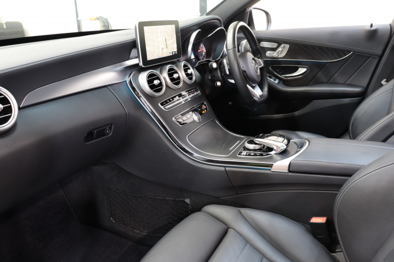 AMG Cクラス C43 4MATIC ｴｸｽｸﾙｰｼﾌﾞ&ﾚｰﾀﾞｰｾｰﾌﾃｨPKG　ｷｰﾚｽｺﾞｰ 黒本革 ﾊﾟﾉﾗﾏSR HDDﾅﾋﾞTV&ｷｬﾝｾﾗｰ BT音楽 ﾌﾞﾙﾒｽﾀｰ Bｶﾒﾗ PTS LEDﾗｲﾄ ﾊﾝｽﾞﾌﾘｰA AMG専用装備&ﾁｭｰﾆﾝｸﾞ 9AT　2年保証