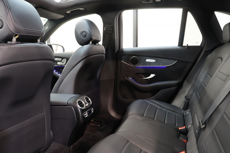 メルセデスベンツ GLC GLC220d 4MATIC ﾅｲﾄｴﾃﾞｨｼｮﾝ ﾚｰﾀﾞｰｾｰﾌﾃｨPKG　70台限定車 後期 ｷｰﾚｽｺﾞｰ 黒革 ﾊﾟﾉﾗﾏSR MBUXﾅﾋﾞTV BT音楽 360ｶﾒﾗ PTS LEDﾗｲﾄ 自動Rｹﾞｰﾄ AMGｴｱﾛ&19AW ﾜｲﾔﾚｽ充電 9AT　2年保証