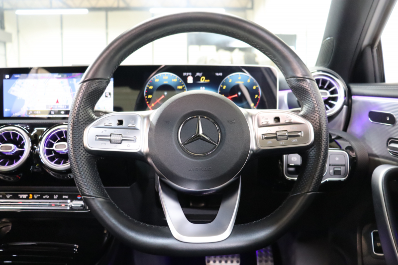 メルセデスベンツ Aクラス A250 4MATIC ｾﾀﾞﾝ AMGﾗｲﾝ AMGﾚｻﾞｰｴｸｽｸﾙｰｼﾌﾞ&ｱﾄﾞﾊﾞﾝｽﾄﾞ&ﾅﾋﾞｹﾞｰｼｮﾝ&ﾚｰﾀﾞｰｾｰﾌﾃｨPKG　ｷｰﾚｽｺﾞｰ 灰/黒本革 ﾊﾟﾉﾗﾏSR HUD MBUXﾅﾋﾞTV BT音楽 ｱﾄﾞﾊﾞﾝｽﾄﾞｻｳﾝﾄﾞ 360ｶﾒﾗ PTS LEDﾗｲﾄ ﾊﾝｽﾞﾌﾘｰA AMGｴｱﾛ&18AW ﾜｲﾔﾚｽ充電　2年保証