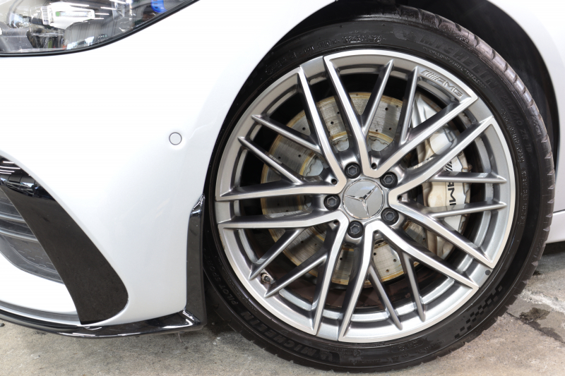 AMG Cクラス C43 ｽﾃｰｼｮﾝﾜｺﾞﾝ 4MATIC AMGﾅｲﾄ&ﾚｰﾀﾞｰｾｰﾌﾃｨPKG　BSG搭載 ｷｰﾚｽｺﾞｰ 茶/黒本革 ﾍﾞﾝﾁﾚｰﾀｰ ﾊﾟﾉﾗﾏSR ﾍｯﾄﾞｱｯﾌﾟD MBUXﾅﾋﾞTV ｽﾏﾎ連携 ﾌﾞﾙﾒｽﾀｰ 360ｶﾒﾗ PTS LEDﾗｲﾄ 自動ﾄﾗﾝｸ AMG専用装備&ﾁｭｰﾆﾝｸﾞ 9AT ﾘｱｱｸｽﾙｽﾃｱ　2年保証