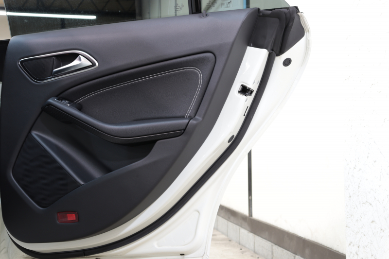 メルセデスベンツ CLAクラス CLA180 AMGｽﾀｲﾙ ﾚｰﾀﾞｰｾｰﾌﾃｨPKG　後期 ｷｰﾚｽｺﾞｰ ﾊｰﾌﾚｻﾞｰｼｰﾄ ｼｰﾄﾋｰﾀｰ HDDﾅﾋﾞTV ｽﾏﾎ連携 Bｶﾒﾗ PTS DSRC LEDﾗｲﾄ AMGｴｱﾛ&18AW 7AT　2年保証