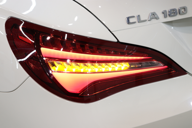 メルセデスベンツ CLAクラス CLA180 AMGｽﾀｲﾙ ﾚｰﾀﾞｰｾｰﾌﾃｨPKG　後期 ｷｰﾚｽｺﾞｰ ﾊｰﾌﾚｻﾞｰｼｰﾄ ｼｰﾄﾋｰﾀｰ HDDﾅﾋﾞTV ｽﾏﾎ連携 Bｶﾒﾗ PTS DSRC LEDﾗｲﾄ AMGｴｱﾛ&18AW 7AT　2年保証
