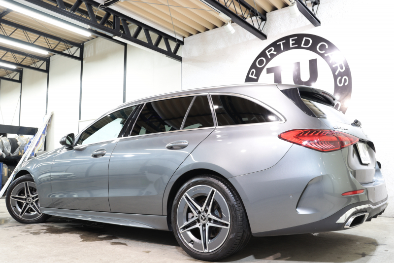 メルセデスベンツ Cクラス C220d ｽﾃｰｼｮﾝﾜｺﾞﾝ AVG AMGﾗｲﾝ ﾚｻﾞｰｴｸｽｸﾙｰｼﾌﾞ&ﾍﾞｰｼｯｸ&ﾚｰﾀﾞｰｾｰﾌﾃｨPKG　ISG搭載 ｷｰﾚｽｺﾞｰ 黒本革 ﾍｯﾄﾞｱｯﾌﾟD MBUXﾅﾋﾞTV&ARﾅﾋﾞ ｽﾏﾎ連携 360ｶﾒﾗ PTS LEDﾗｲﾄ ﾊﾝｽﾞﾌﾘｰA AMGｴｱﾛ&18AW 9AT 希少色ｾﾚﾅｲﾄｸﾞﾚｰ　2年保証