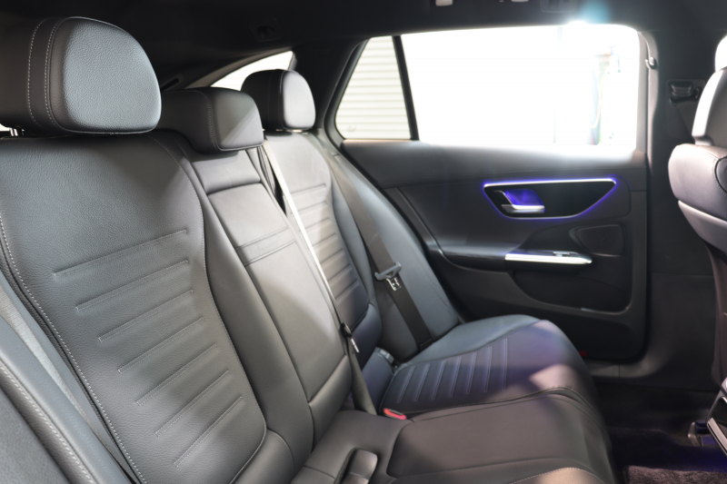 メルセデスベンツ Cクラス C220d ｽﾃｰｼｮﾝﾜｺﾞﾝ AVG AMGﾗｲﾝ ﾚｻﾞｰｴｸｽｸﾙｰｼﾌﾞ&ﾍﾞｰｼｯｸ&ﾚｰﾀﾞｰｾｰﾌﾃｨPKG　ISG搭載 ｷｰﾚｽｺﾞｰ 黒本革 ﾍｯﾄﾞｱｯﾌﾟD MBUXﾅﾋﾞTV&ARﾅﾋﾞ ｽﾏﾎ連携 360ｶﾒﾗ PTS LEDﾗｲﾄ ﾊﾝｽﾞﾌﾘｰA AMGｴｱﾛ&18AW 9AT 希少色ｾﾚﾅｲﾄｸﾞﾚｰ　2年保証
