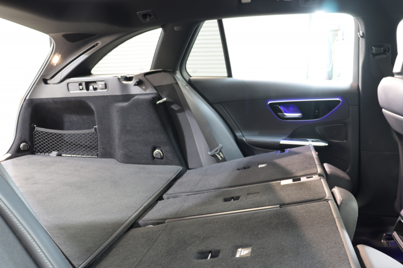 メルセデスベンツ Cクラス C220d ｽﾃｰｼｮﾝﾜｺﾞﾝ AVG AMGﾗｲﾝ ﾚｻﾞｰｴｸｽｸﾙｰｼﾌﾞ&ﾍﾞｰｼｯｸ&ﾚｰﾀﾞｰｾｰﾌﾃｨPKG　ISG搭載 ｷｰﾚｽｺﾞｰ 黒本革 ﾍｯﾄﾞｱｯﾌﾟD MBUXﾅﾋﾞTV&ARﾅﾋﾞ ｽﾏﾎ連携 360ｶﾒﾗ PTS LEDﾗｲﾄ ﾊﾝｽﾞﾌﾘｰA AMGｴｱﾛ&18AW 9AT 希少色ｾﾚﾅｲﾄｸﾞﾚｰ　2年保証