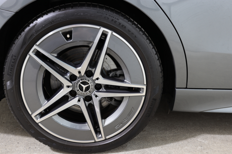 メルセデスベンツ Cクラス C220d ｽﾃｰｼｮﾝﾜｺﾞﾝ AVG AMGﾗｲﾝ ﾚｻﾞｰｴｸｽｸﾙｰｼﾌﾞ&ﾍﾞｰｼｯｸ&ﾚｰﾀﾞｰｾｰﾌﾃｨPKG　ISG搭載 ｷｰﾚｽｺﾞｰ 黒本革 ﾍｯﾄﾞｱｯﾌﾟD MBUXﾅﾋﾞTV&ARﾅﾋﾞ ｽﾏﾎ連携 360ｶﾒﾗ PTS LEDﾗｲﾄ ﾊﾝｽﾞﾌﾘｰA AMGｴｱﾛ&18AW 9AT 希少色ｾﾚﾅｲﾄｸﾞﾚｰ　2年保証