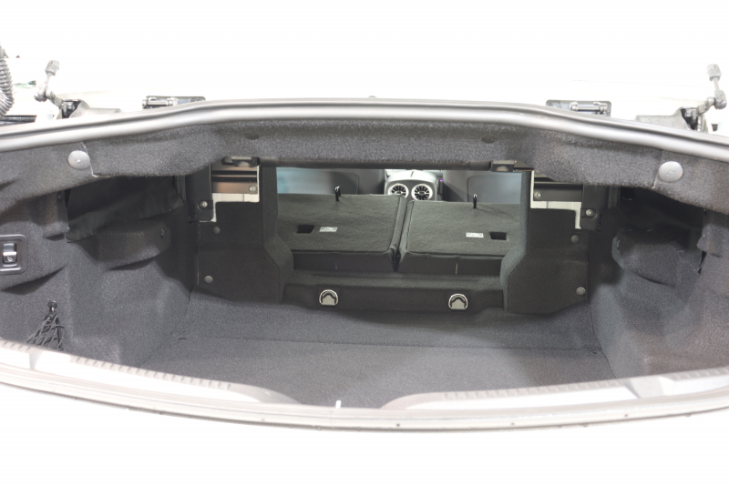 メルセデスベンツ Eクラス E200ｶﾌﾞﾘｵﾚ ｽﾎﾟｰﾂ ﾚｻﾞｰ&ﾚｰﾀﾞｰｾｰﾌﾃｨPKG　ｷｰﾚｽｺﾞｰ 赤/黒本革 ｴｱｽｶｰﾌ 赤幌 ﾍｯﾄﾞｱｯﾌﾟD HDDﾅﾋﾞTV ｽﾏﾎ連携 ﾌﾞﾙﾒｽﾀｰ 360ｶﾒﾗ PTS LEDﾗｲﾄ AMGｴｱﾛ&19AW ﾀﾞｲﾅﾐｯｸS ﾄﾞﾗﾌﾄｽﾄｯﾌﾟ 9AT　2年保証