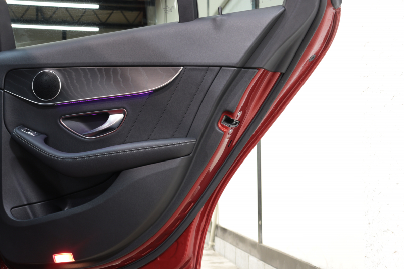 メルセデスベンツ Cクラス C200 ﾛｰﾚｳｽｴﾃﾞｨｼｮﾝ ｽﾎﾟｰﾂﾌﾟﾗｽ&ﾚｰﾀﾞｰｾｰﾌﾃｨPKG　特別仕様車 BSG搭載 後期 ｷｰﾚｽｺﾞｰ 黒革 ｼｰﾄﾋｰﾀｰ ﾍｯﾄﾞｱｯﾌﾟD HDDﾅﾋﾞTV ｽﾏﾎ連携 Bｶﾒﾗ PTS LEDﾗｲﾄ ﾊﾝｽﾞﾌﾘｰA AMGｴｱﾛ&18AW ｴｱｻｽ 9AT 希少色ﾋﾔｼﾝｽﾚｯﾄﾞ　2年保証