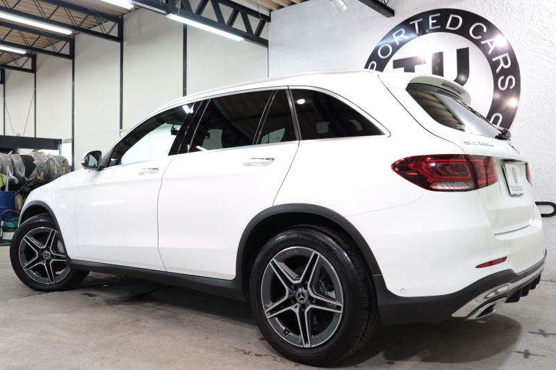 メルセデスベンツ GLC GLC220d 4MATIC AMGﾗｲﾝ ﾚｻﾞｰｴｸｽｸﾙｰｼﾌﾞ&ﾚｰﾀﾞｰｾｰﾌﾃｨPKG　後期 MEｺﾈｸﾄ ｷｰﾚｽｺﾞｰ 黒本革 ﾊﾟﾉﾗﾏSR MBUXﾅﾋﾞTV BT音楽 360ｶﾒﾗ PTS LEDﾗｲﾄ 自動Rｹﾞｰﾄ AMGｴｱﾛ&19AW ﾜｲﾔﾚｽ充電 9AT　2年保証