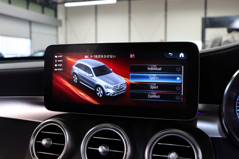 メルセデスベンツ GLC GLC220d 4MATIC AMGﾗｲﾝ ﾚｻﾞｰｴｸｽｸﾙｰｼﾌﾞ&ﾚｰﾀﾞｰｾｰﾌﾃｨPKG　後期 MEｺﾈｸﾄ ｷｰﾚｽｺﾞｰ 黒本革 ﾊﾟﾉﾗﾏSR MBUXﾅﾋﾞTV BT音楽 360ｶﾒﾗ PTS LEDﾗｲﾄ 自動Rｹﾞｰﾄ AMGｴｱﾛ&19AW ﾜｲﾔﾚｽ充電 9AT　2年保証