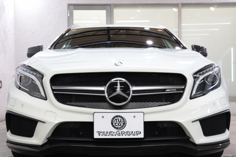 AMG GLA GLA45 4MATIC AMGﾚｻﾞｰｴｸｽｸﾙｰｼﾌﾞ&AMGｶｰﾎﾞﾝ&ﾍﾞｰｼｯｸ&ﾚｰﾀﾞｰｾｰﾌﾃｨPKG　中期 ｷｰﾚｽｺﾞｰ 黒本革 HDDﾅﾋﾞTV ﾊﾞｯｸｶﾒﾗ PTS ｷｾﾉﾝﾗｲﾄ 自動Rｹﾞｰﾄ AMG専用装備&ﾁｭｰﾆﾝｸﾞ AMGｴｱﾛ&19AW 7AT　2年保証