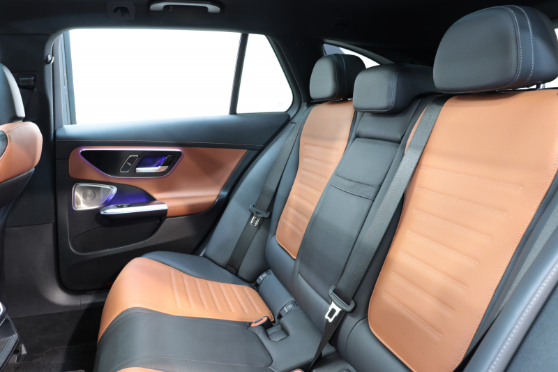 AMG Cクラス C43 ｽﾃｰｼｮﾝﾜｺﾞﾝ 4MATIC AMGﾅｲﾄ&ﾚｰﾀﾞｰｾｰﾌﾃｨPKG　BSG搭載 ｷｰﾚｽｺﾞｰ 茶/黒本革 ﾍﾞﾝﾁﾚｰﾀｰ ﾊﾟﾉﾗﾏSR ﾍｯﾄﾞｱｯﾌﾟD MBUXﾅﾋﾞTV ｽﾏﾎ連携 ﾌﾞﾙﾒｽﾀｰ 360ｶﾒﾗ PTS LEDﾗｲﾄ 自動Rｹﾞｰﾄ AMG専用装備&ﾁｭｰﾆﾝｸﾞ 9AT ﾘｱｱｸｽﾙｽﾃｱ　2年保証