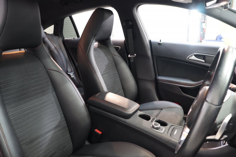 メルセデスベンツ CLAクラス CLA180 ｼｭｰﾃｨﾝｸﾞﾌﾞﾚｰｸ ｽﾎﾟｰﾂ ﾚｰﾀﾞｰｾｰﾌﾃｨPKG　中期 ｷｰﾚｽｺﾞｰ ﾌﾞﾗｯｸﾚｻﾞｰDINAMICAｼｰﾄ ｼｰﾄﾋｰﾀｰ HDDﾅﾋﾞTV ｽﾏﾎ連携 Bｶﾒﾗ PTS DSRC ｷｾﾉﾝﾗｲﾄ 自動Rｹﾞｰﾄ AMGｴｱﾛ&18AW 7AT　2年保証