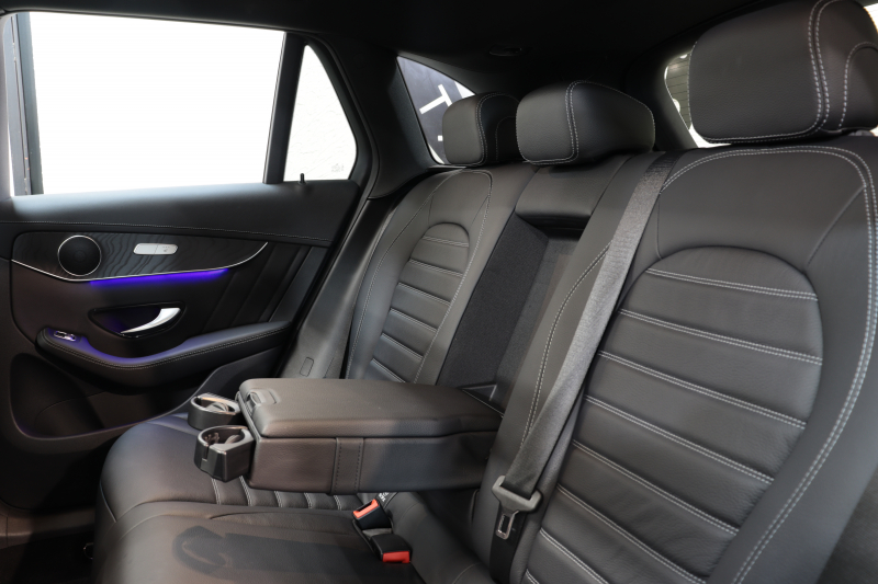 AMG GLC GLC43 4MATIC ﾚｻﾞｰｴｸｽｸﾙｰｼﾌﾞ&ﾚｰﾀﾞｰｾｰﾌﾃｨPKG　後期 ｷｰﾚｽｺﾞｰ 黒本革 ﾊﾟﾉﾗﾏSR HUD MBUXﾅﾋﾞTV BT音楽 360ｶﾒﾗ PTS LEDﾗｲﾄ 自動Rｹﾞｰﾄ AMG専用装備&ﾁｭｰﾆﾝｸﾞ 9AT　2年保証
