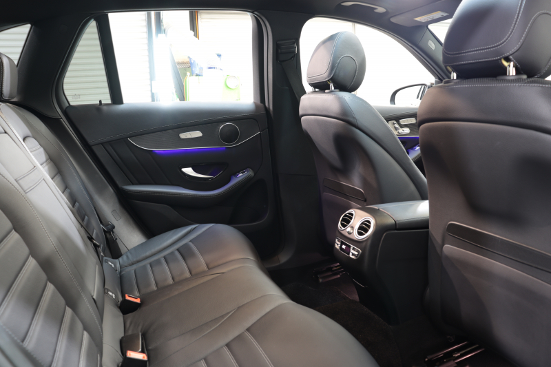 AMG GLC GLC43 4MATIC ﾚｻﾞｰｴｸｽｸﾙｰｼﾌﾞ&ﾚｰﾀﾞｰｾｰﾌﾃｨPKG　後期 ｷｰﾚｽｺﾞｰ 黒本革 ﾊﾟﾉﾗﾏSR HUD MBUXﾅﾋﾞTV BT音楽 360ｶﾒﾗ PTS LEDﾗｲﾄ 自動Rｹﾞｰﾄ AMG専用装備&ﾁｭｰﾆﾝｸﾞ 9AT　2年保証
